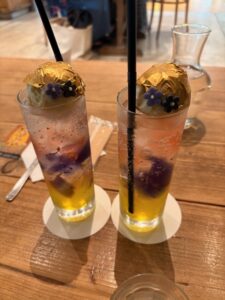 敬老の日や乾杯を待つばかり